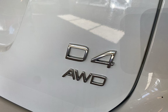 Volvo XC60 13 of 30