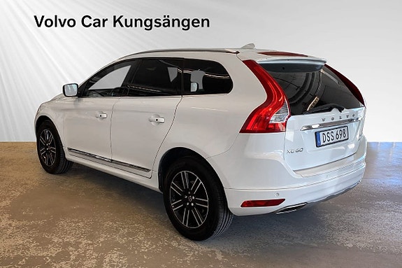 Volvo XC60 4 of 30