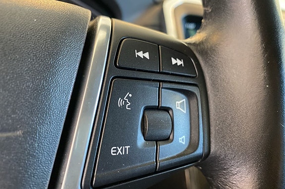Volvo XC60 20 of 30