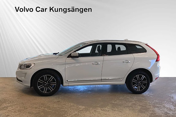 Volvo XC60 3 of 30