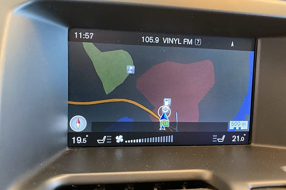 Volvo XC60 17 of 30