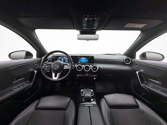 Mercedes-Benz A200 10 of 30