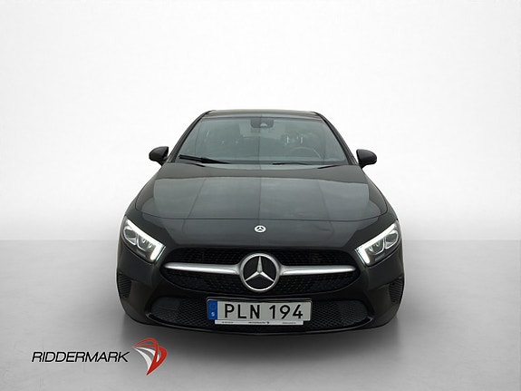 Mercedes-Benz A200 2 of 5