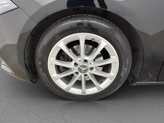 Mercedes-Benz A200 27 of 30