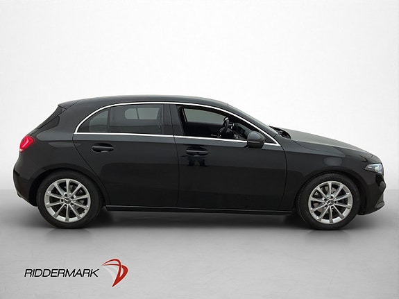 Mercedes-Benz A200 4 of 5
