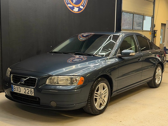 Volvo S60 5 of 5