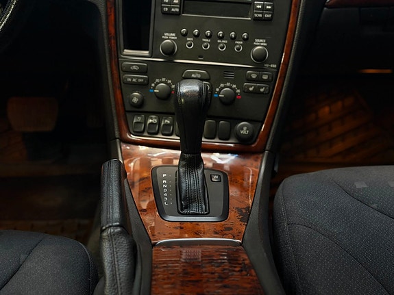 Volvo S60 12 of 24