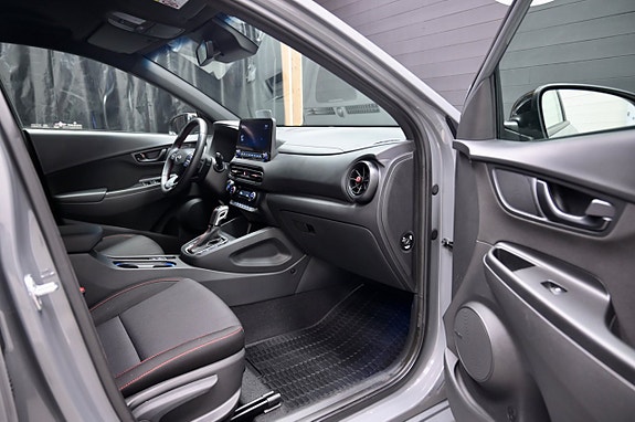 Hyundai Kona 10 of 22
