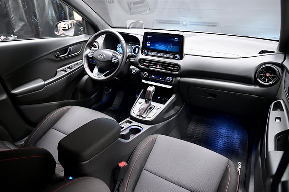 Hyundai Kona 11 of 22