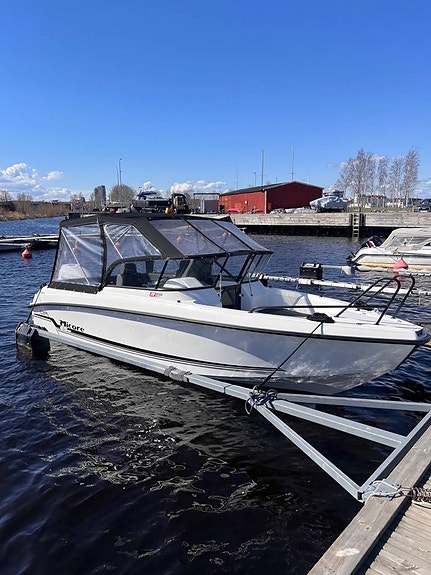 Micore 65 BR R-design med Honda 115 hk inkl upptagningsvagn