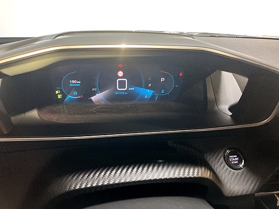 Peugeot 2008 12 of 15