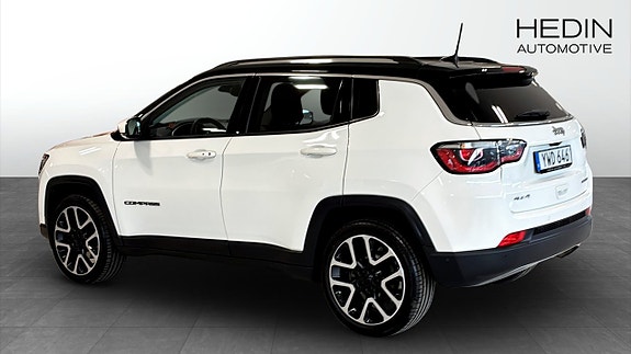 Jeep Compass 3 of 5