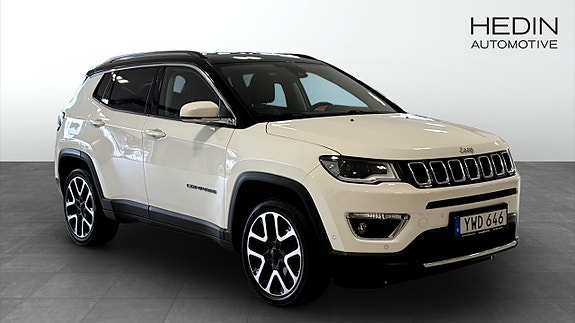 Jeep Compass 7 of 12