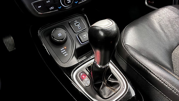 Jeep Compass 12 of 12