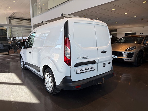 Ford Transit Connect 3 of 5