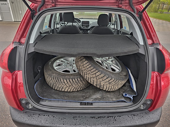 Peugeot 2008 3 of 4