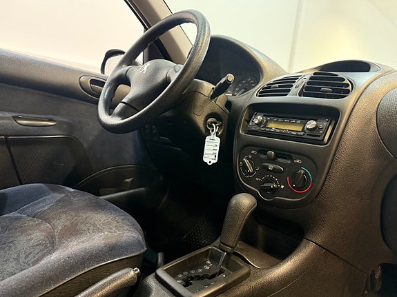 Peugeot 206 5 of 5