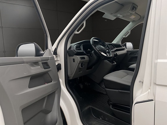 Volkswagen Transporter 15 of 29