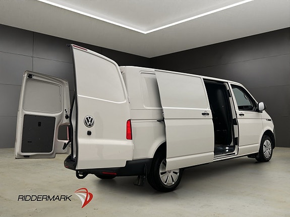 Volkswagen Transporter 10 of 29