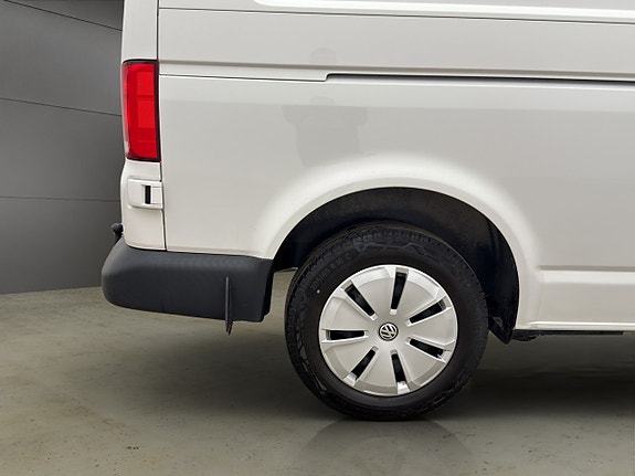 Volkswagen Transporter 28 of 29