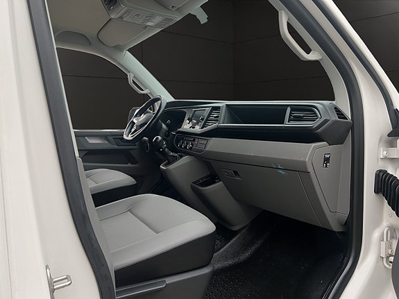 Volkswagen Transporter 23 of 29