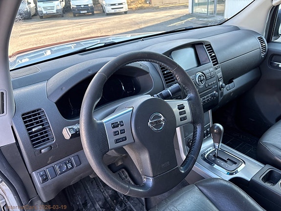 Nissan Navara 16 of 29