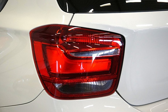 BMW 116i 7 of 24