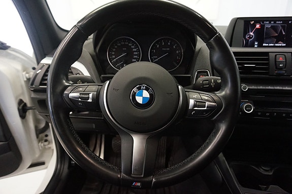 BMW 116i 13 of 24