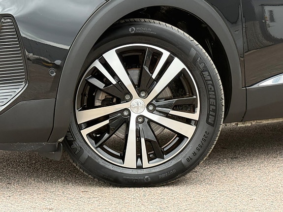 Peugeot 3008 13 of 14