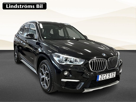 BMW X1 3 of 5