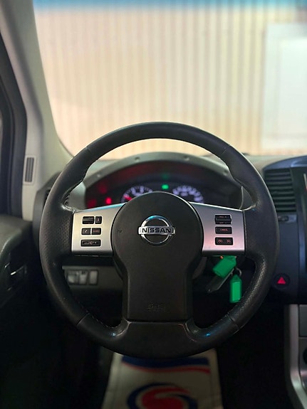Nissan Navara 11 of 18