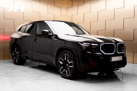 BMW XM 7 of 30