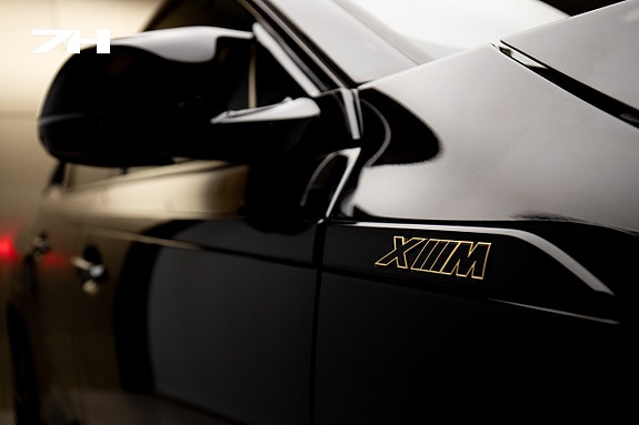 BMW XM 17 of 30