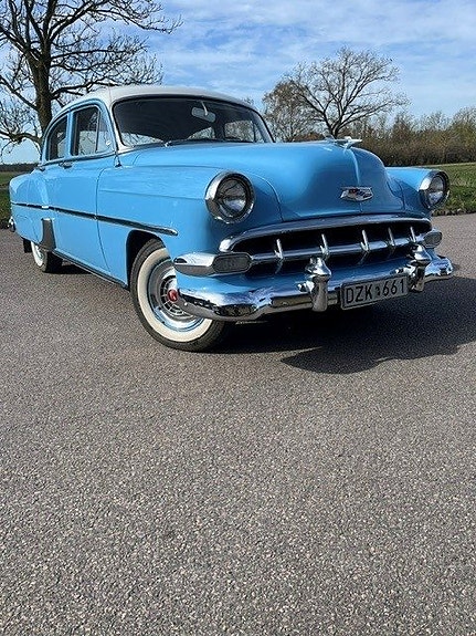 Chevrolet 210
