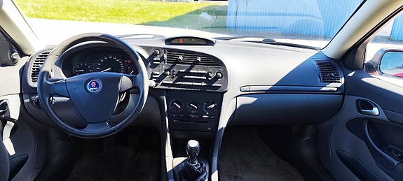 Saab 9-3 5 of 5