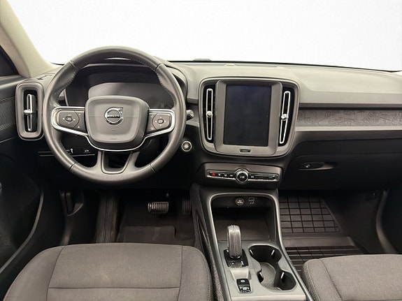 Volvo XC40 9 of 29