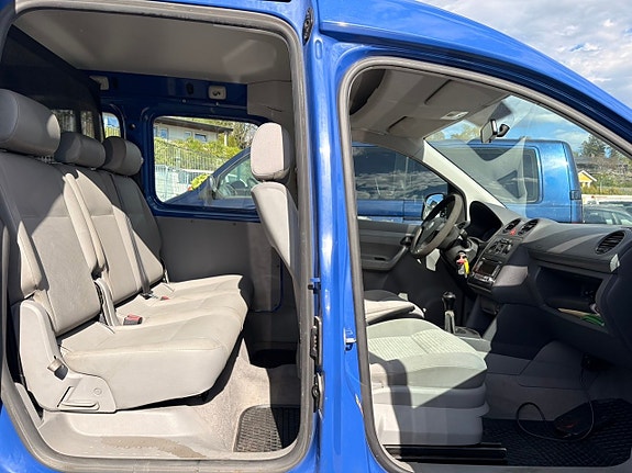 Volkswagen Caddy 4 of 5