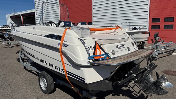 Ryds 18 GTS / Mercruiser 3.0 TKS / A1 -06 8 of 12
