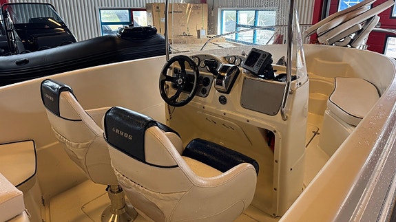 Ryds 18 GTS / Mercruiser 3.0 TKS / A1 -06 3 of 5