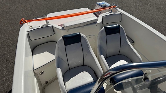 Ryds 18 GTS / Mercruiser 3.0 TKS / A1 -06 10 of 12