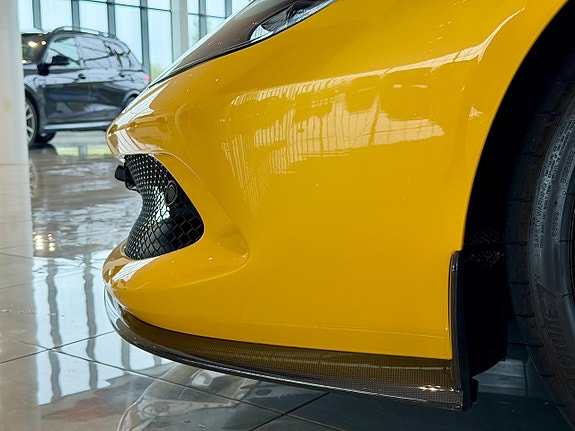 Ferrari 296 GTS 26 of 30