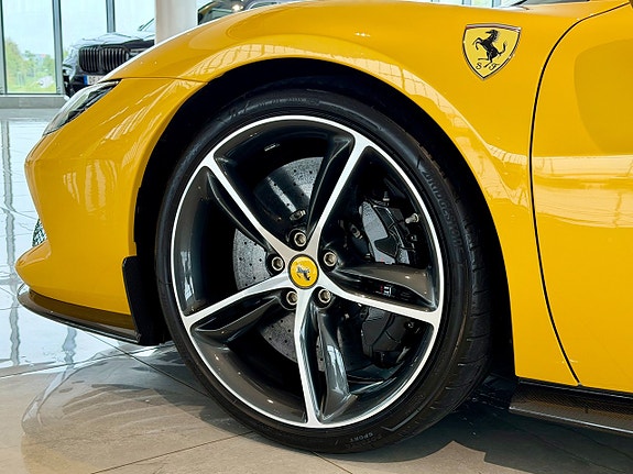 Ferrari 296 GTS 30 of 30
