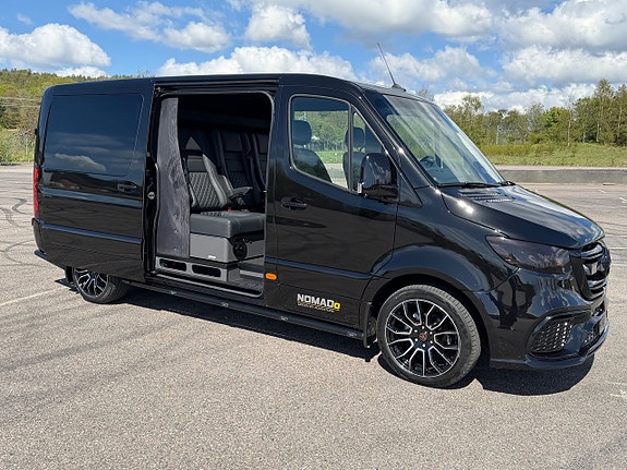 Mercedes-Benz Sprinter 319 2 of 5