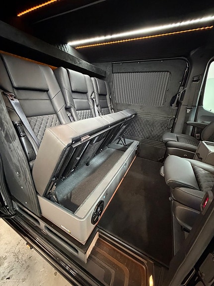 Mercedes-Benz Sprinter 319 23 of 30