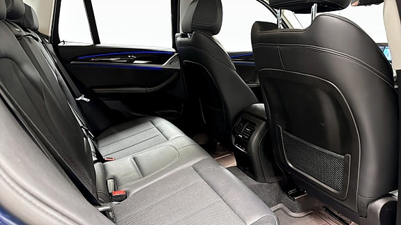BMW X3 5 of 5