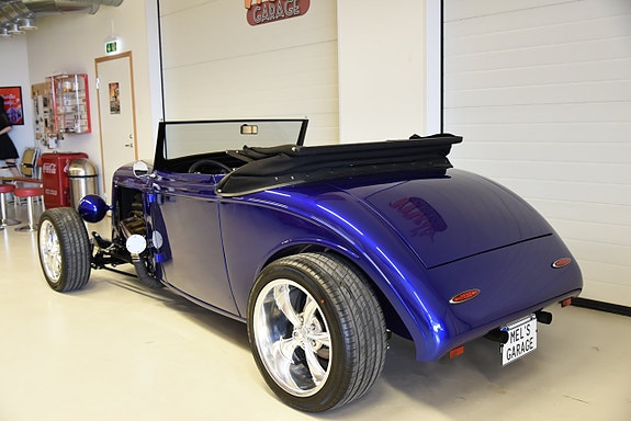 Chevrolet Master 8 of 30