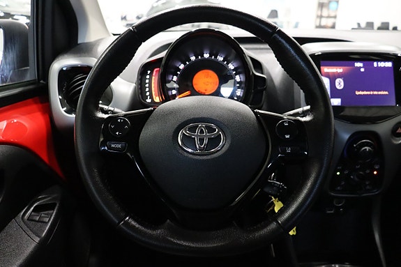 Toyota Aygo 13 of 23