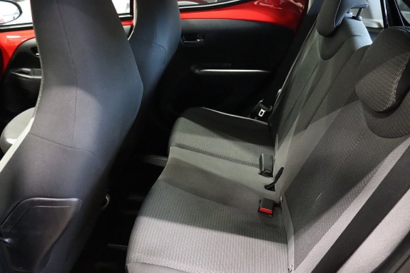 Toyota Aygo 9 of 23
