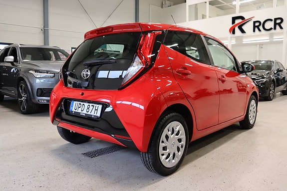 Toyota Aygo 5 of 23