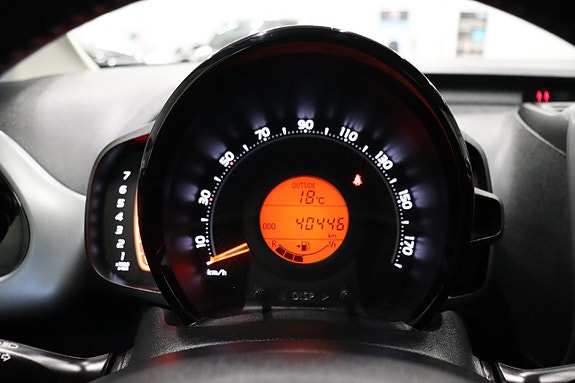 Toyota Aygo 17 of 23